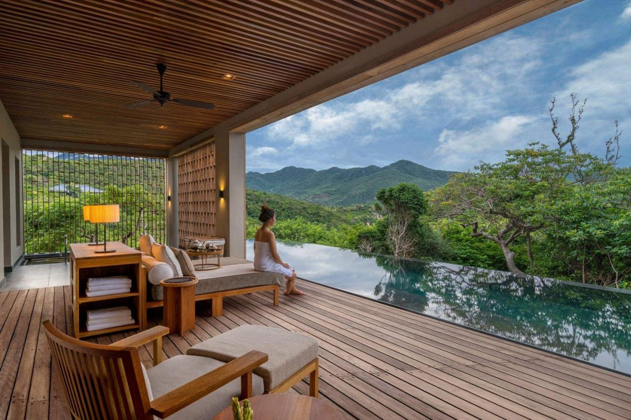 Retreats asia lightfoot jan Retreats asia lightfoot jan