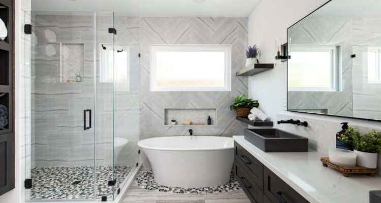 Why Hire a Bathroom Remodeling Contractor | Sea Pointe