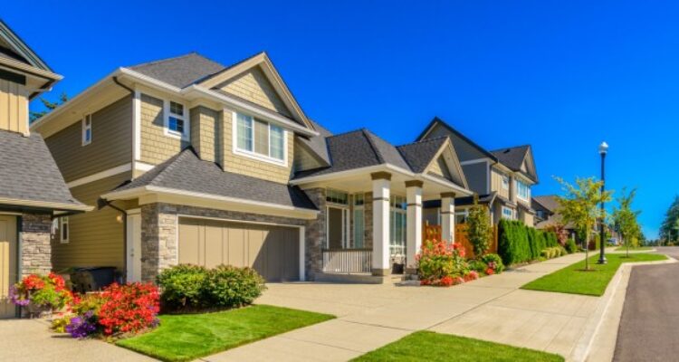 Homeowners Association vs. Property Managers